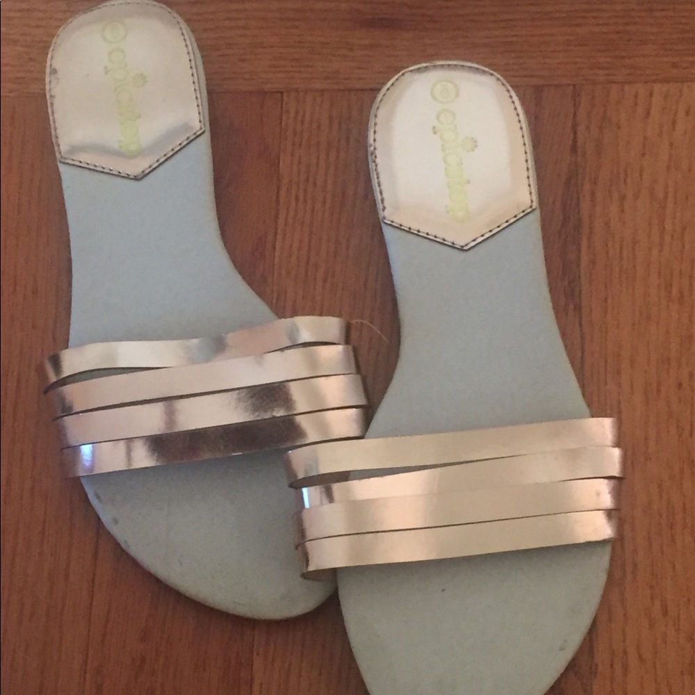 Rose gold sandals NWT size 9